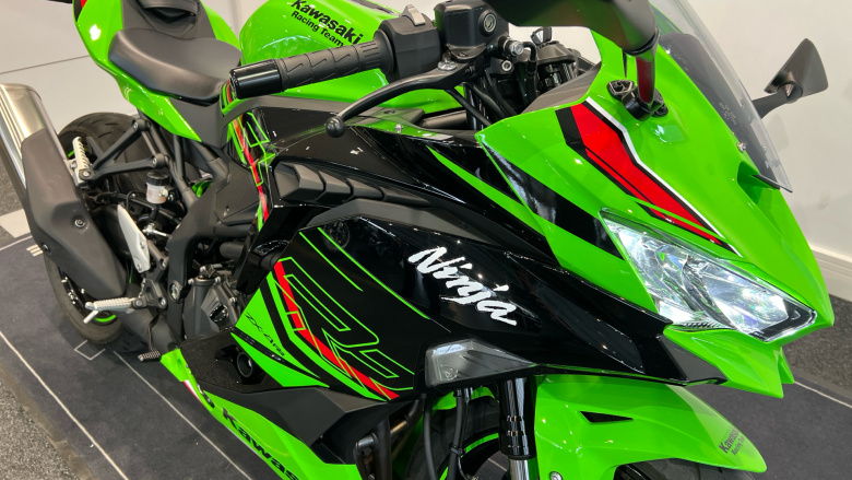 Kawasaki Ninja Zx 4 ZX400SRFNN (24MY)